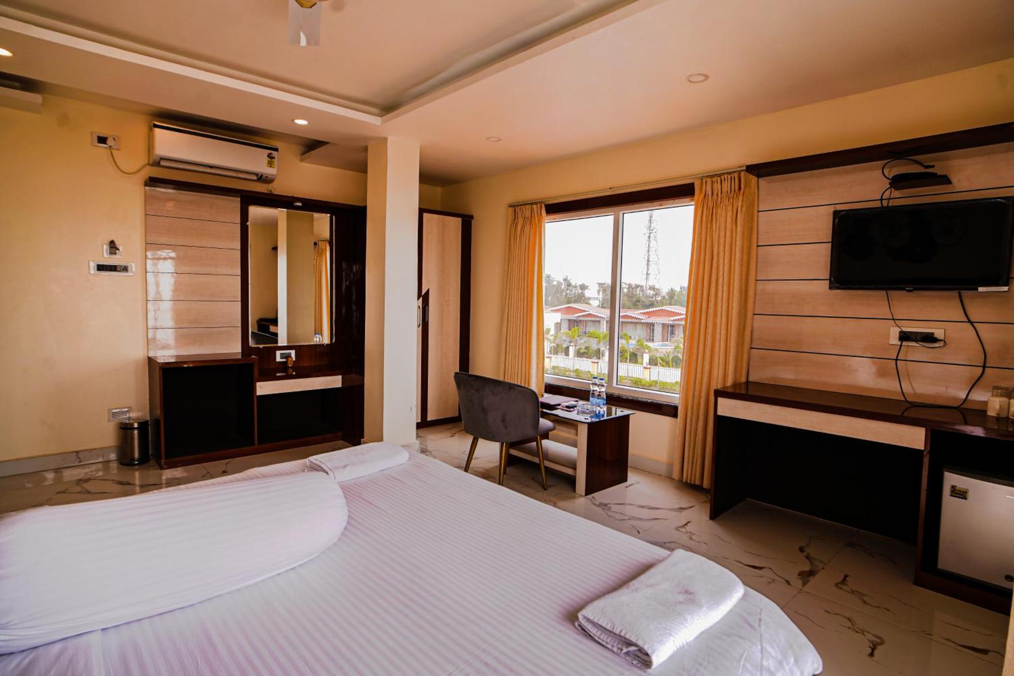 Prasant On Beach Resort !! Lift - Wifi -Restaurant-Parking Facilities-Newly Decorated Room !! Mandarmani Exterior foto
