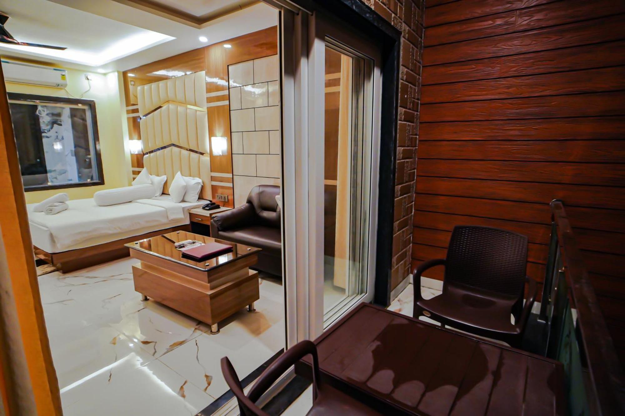 Prasant On Beach Resort !! Lift - Wifi -Restaurant-Parking Facilities-Newly Decorated Room !! Mandarmani Exterior foto