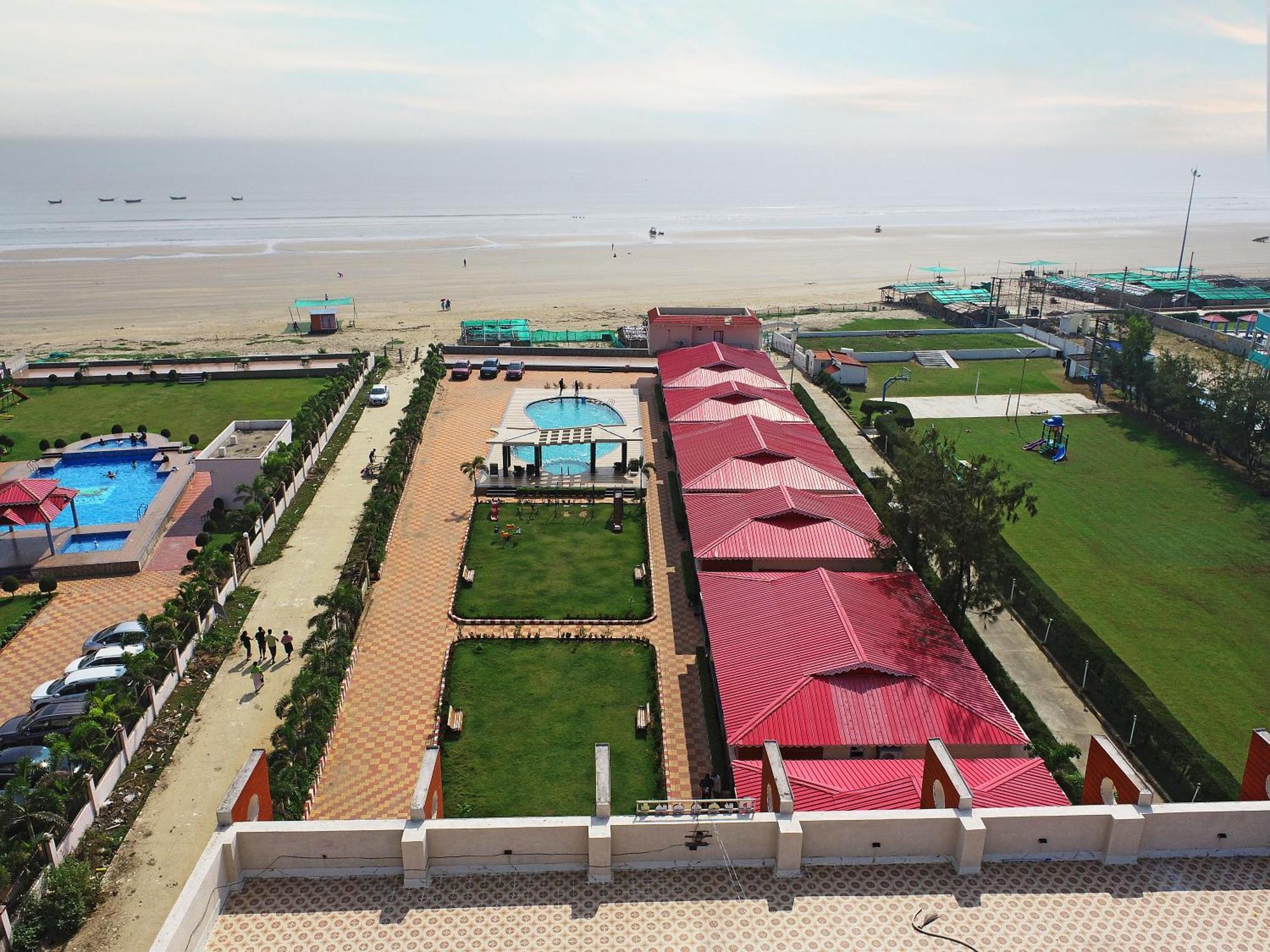 Prasant On Beach Resort !! Lift - Wifi -Restaurant-Parking Facilities-Newly Decorated Room !! Mandarmani Exterior foto